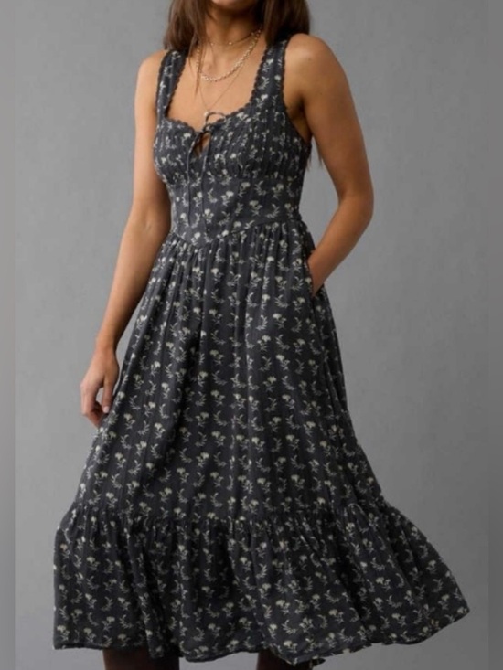 American Eagle Outfitters Dresses & Skirts - American Eagle floral corset midi dress, small